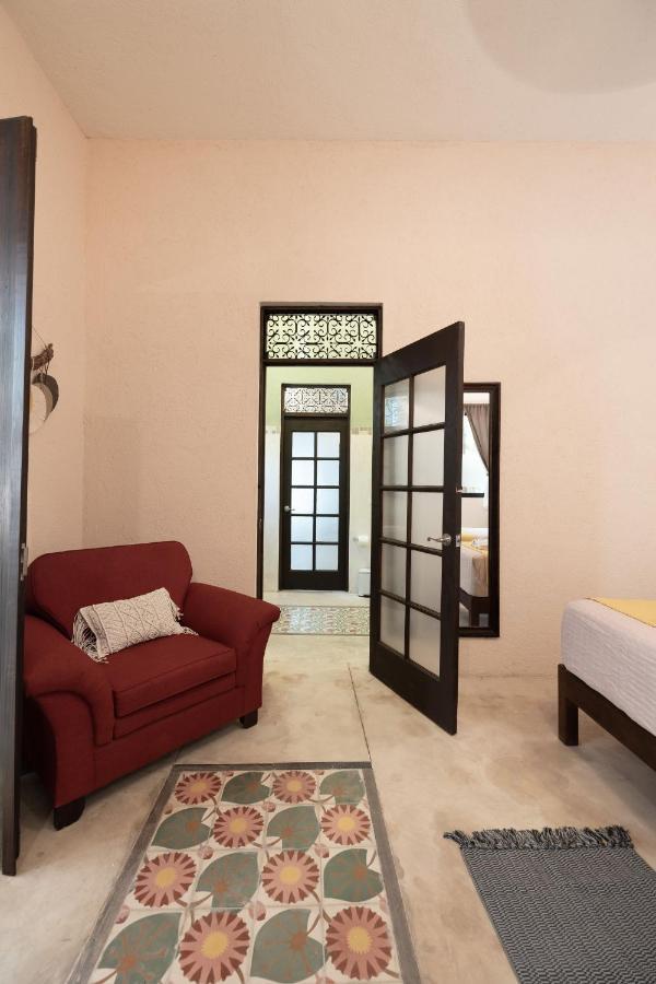 Casa Dos Lirios Hotel Boutique Merida Exterior photo
