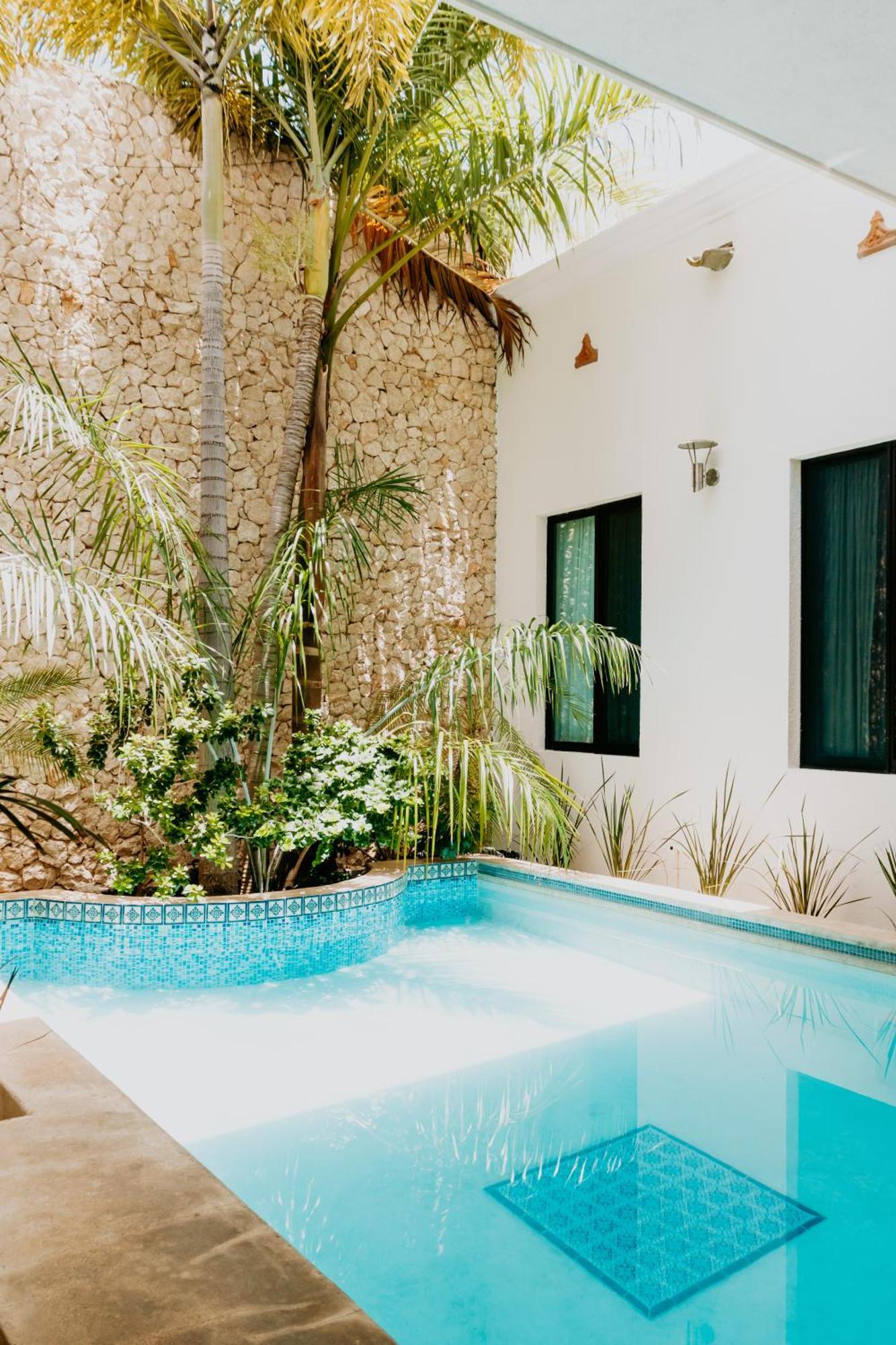 Casa Dos Lirios Hotel Boutique Merida Exterior photo